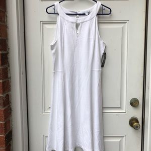 NY&CO White Keyhole Dress